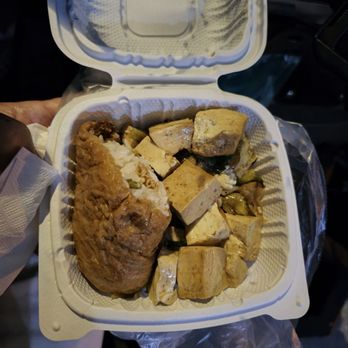 Mitsuba Delicatessen - Delis Near Me - Honolulu, Hawaii