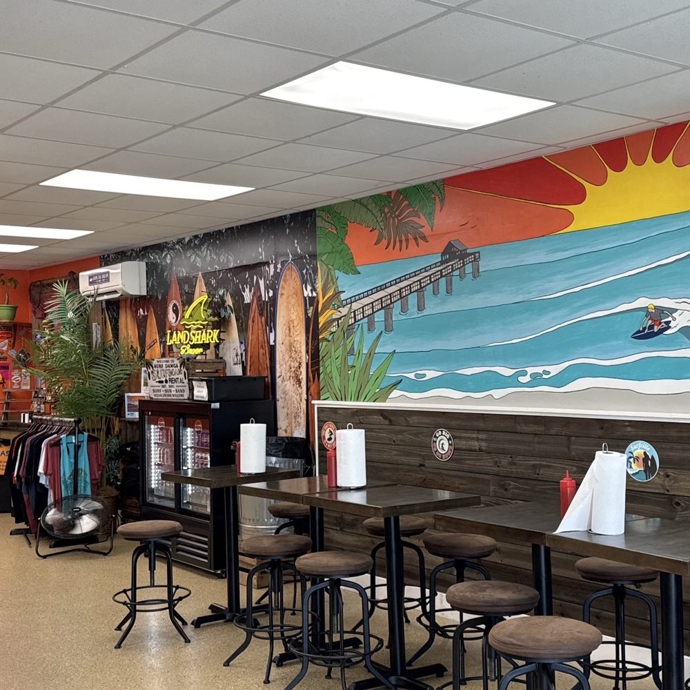 Surf Dawgs Grill - Food Trucks Near Me - Surfside Beach, South Carolina