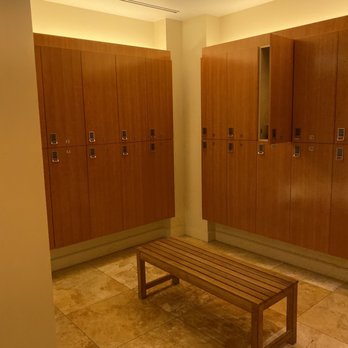 Denver Four Seasons Hotel Spa - Locker room - Hair Salons Near Me - Denver, Colorado