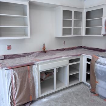Oceans Painting - Covered and primed. We make sure to have all parts of the areas we are working on, and surrounding areas are covered. - Painters Near Me Oceans Painting - Covered and primed. We make sure to have all parts of the areas we are working on, and surrounding areas are covered. - Painters Near Me