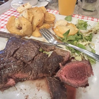 Le Mistral - Wonderful meal, but a TERRIBLE raw steak. Flavorless, tough. Dry leather. Waste of money. - Bistros Near Me - Paris, 75 Le Mistral - Wonderful meal, but a TERRIBLE raw steak. Flavorless, tough. Dry leather. Waste of money. - Bistros Near Me - Paris, 75