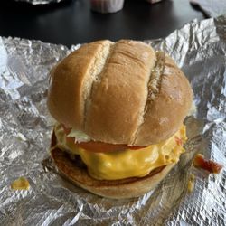 Malt Shop - Best cheeseburger in town!