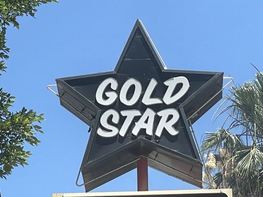 Gold Star Hamburger by null