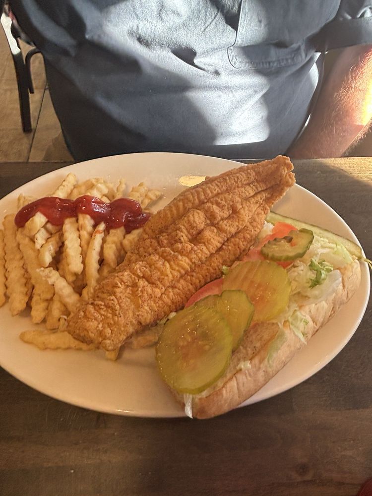 S&H Good Eats Cafe