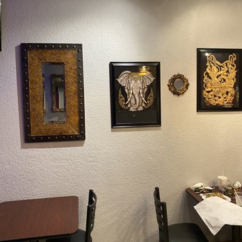 Palm Thai - Inside - Thai Near Me - Tampa, Florida