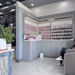 M Stella Nail Bar Oak Point