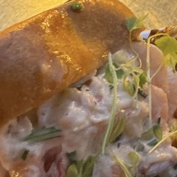 Raised An Urban Rooftop Bar - Lobster and shrimp roll - Bars Near Me - Chicago, Illinois
