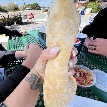 Roberto's Mexican Food - Del Mar - Cali burrito - Mexican Near Me - Del Mar, California