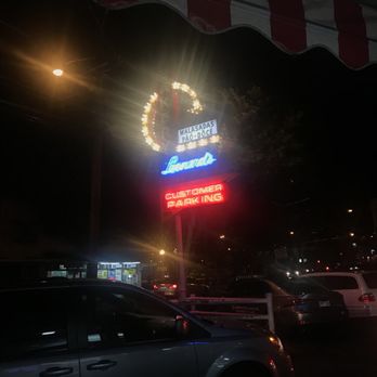 Leonard's Bakery - Bakeries Near Me - Honolulu, Hawaii