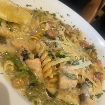 De Vega Brothers - Seafood pad - Italian Near Me - Stockton, California De Vega Brothers - Seafood pad - Italian Near Me - Stockton, California