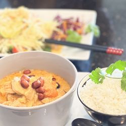 Urban Thai Kitchen - Chicken Massaman Curry