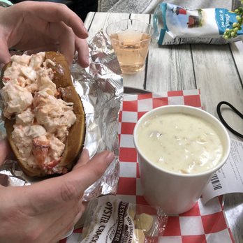 James Hook & Co - Lobster roll (regular) and clam chowder - Seafood Near Me - Boston, Massachusetts