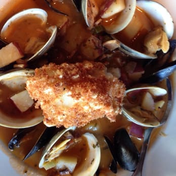 Founders Tavern & Grill - Cod& Clam Manhattan chowder - Comfort Food Near Me - Pasadena, Maryland
