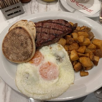 Junior's - Steak and Eggs - Breakfast & Brunch Near Me - Las Vegas, Nevada