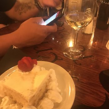 Perika's Terrace - Wine Bars Near Me - Seminole, Texas