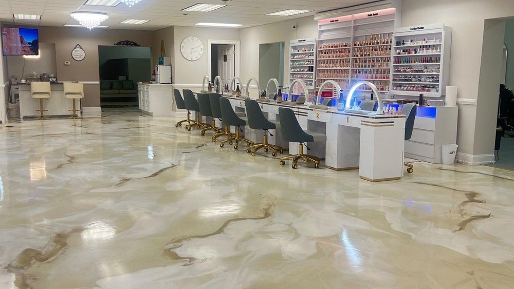 J&R Nails Spa Logo