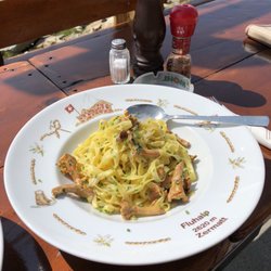 Fluhalp - Tagliatelle with chanterelle mushrooms