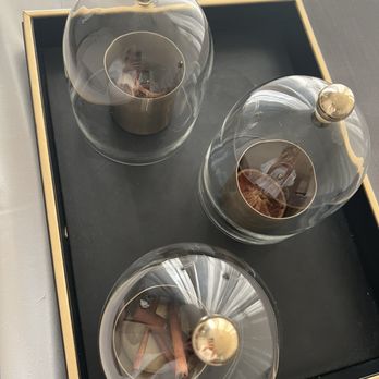 St Regis Spa, Chicago - Oils used during massage - Day Spas Near Me - Chicago, Illinois St Regis Spa, Chicago - Oils used during massage - Day Spas Near Me - Chicago, Illinois