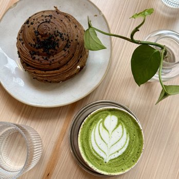 Nako - Black sesame pinwheel - Coffee & Tea Near Me - Brooklyn, New York