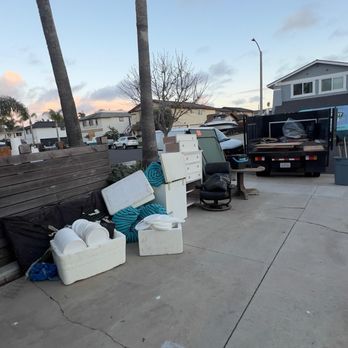 Excellent Junk Removal - Heavy trash - Junk Removal & Hauling Near Me Excellent Junk Removal - Heavy trash - Junk Removal & Hauling Near Me