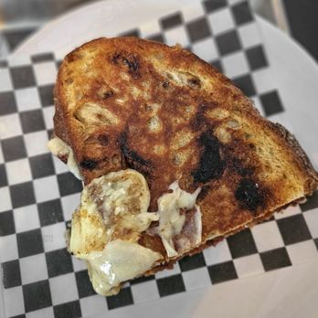 Le Take Out - Sandwiches Near Me - Montreal, Quebec Le Take Out - Sandwiches Near Me - Montreal, Quebec