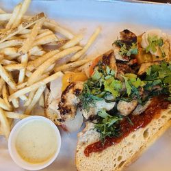 Lemongrass Chicken Sandwich w/ Shoestring Fries