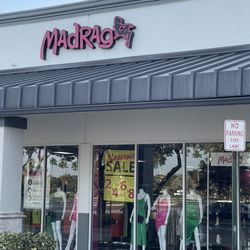 Madrag - Outside signage