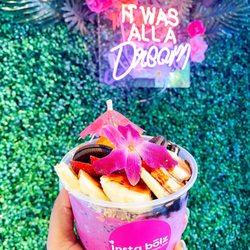 Insta Bolz - Custom rose bowl