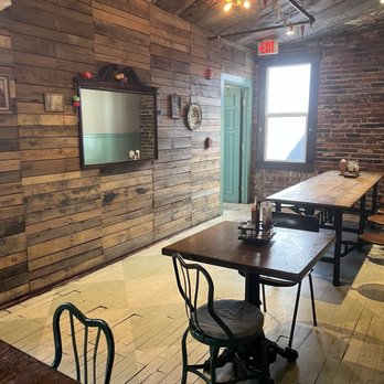 One Shot Coffee - Interior upstairs - Coffee & Tea Near Me - Philadelphia, Pennsylvania One Shot Coffee - Interior upstairs - Coffee & Tea Near Me - Philadelphia, Pennsylvania