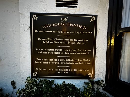 Menu photo 1 Wooden Fender Colchester, ESS