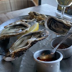 Cull 'N Pistol - 'Fresh' oysters