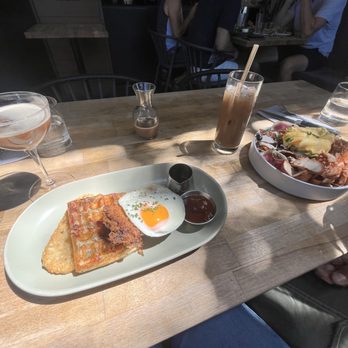Common Stock - Chicken & waffles - New American Near Me - San Diego, California