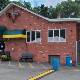 Exterior outside entrance of Reservoir Tavern - View from Parking Lot - Boonton, New Jersey Exterior outside entrance of Reservoir Tavern - View from Parking Lot - Boonton, New Jersey