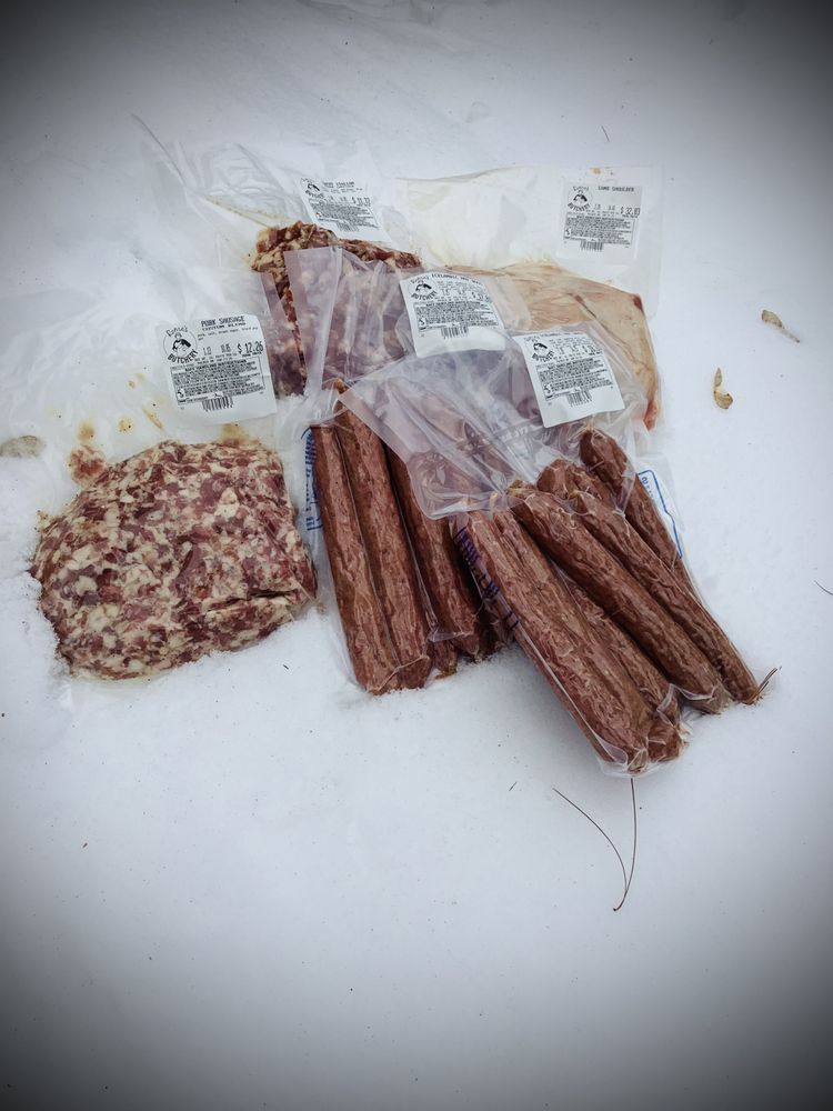 Roma’s Butchery Logo