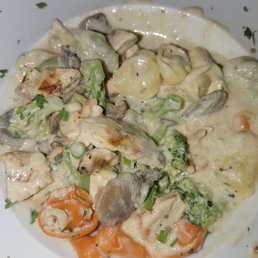 Tortellini with grilled chicken Tortellini with grilled chicken