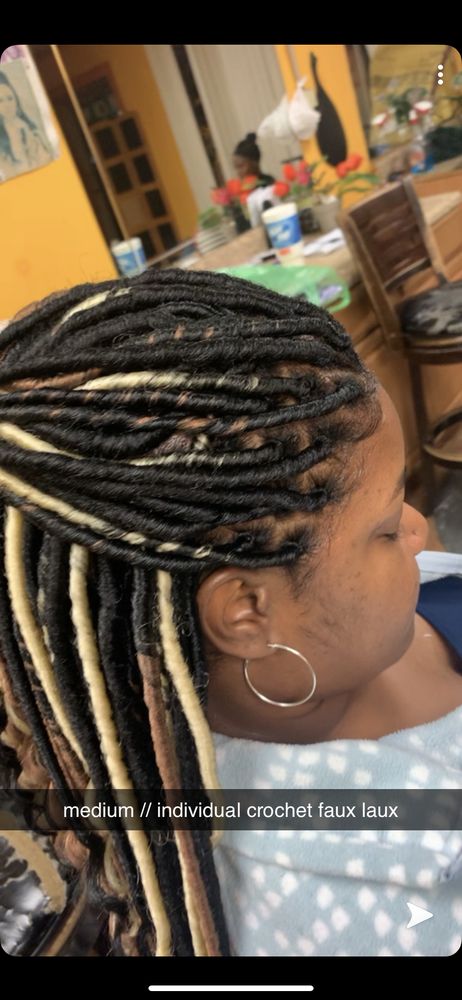 PluggAfricana Logo