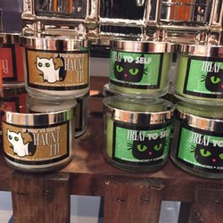 Bath & Body Works - Spooky cat smells