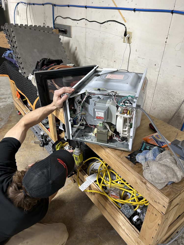 APPLIANCE SHARK Updated September 2024 40 Photos 3504 Westridge