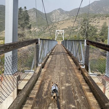 Johnny McNally’s Fairview Lodge - The footbridge over the river - American Near Me - Kernville, California