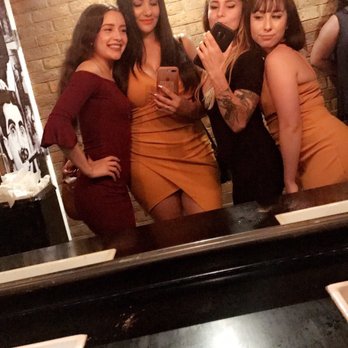 The W At Worthington's - My friends & I... just wanting to have a nice night out. - Gastropubs Near Me - Riverside, California