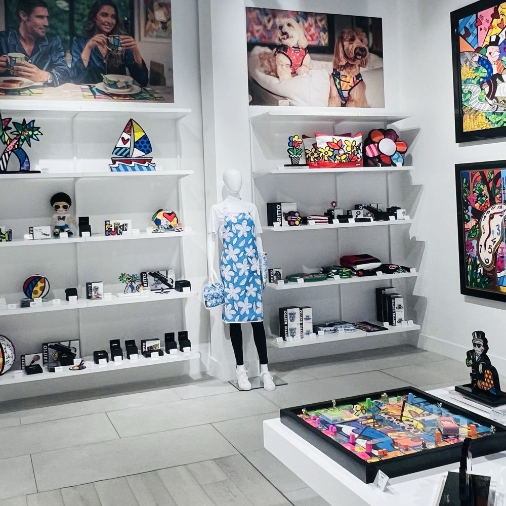 KITTY GOODS COLLECTION セット The Best 10 Discount Store near Dolphin Mall in Miami, FL - Yelp