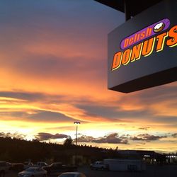 Delish Donuts