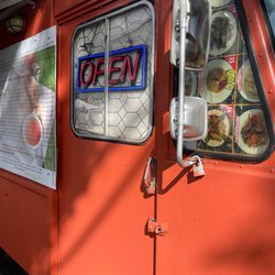 Thong's Thai Lunch Wagon - What the Truck? Lol I went with some Thai