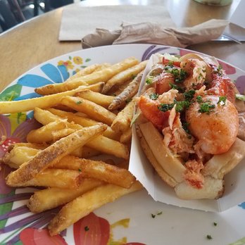 Edd's Place - 1/4 lb lobster roll with fries - American Near Me - Westbrook, Connecticut
