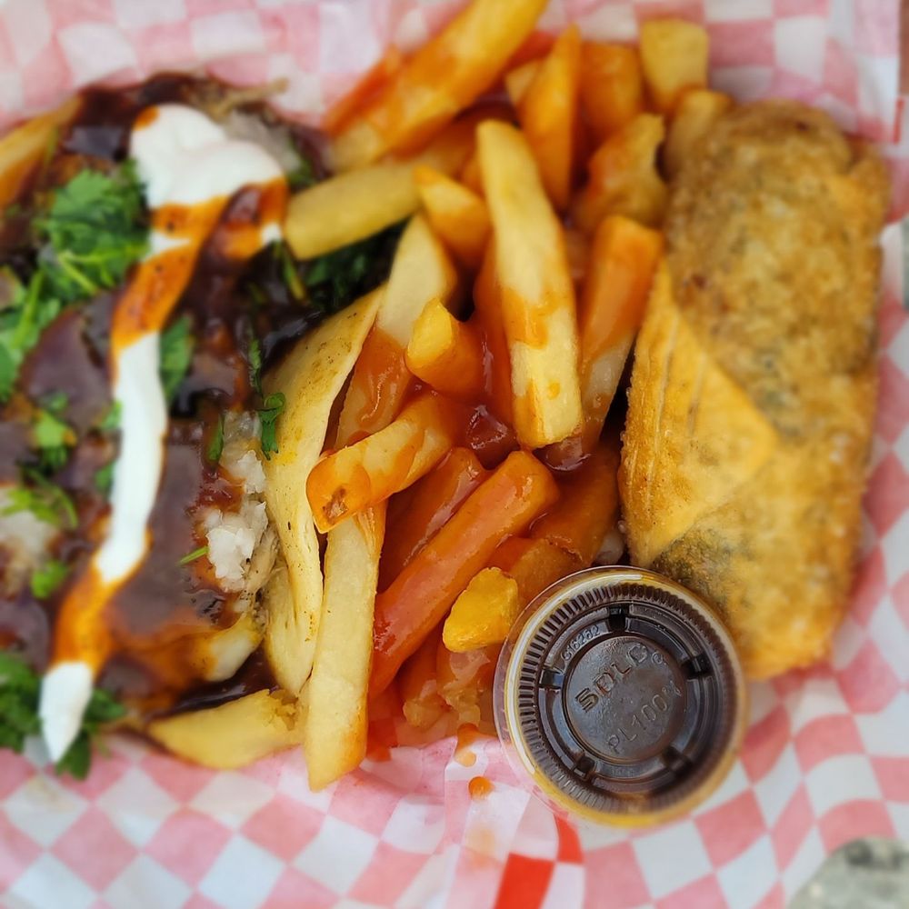 Munches Good Eats - Combo Jerk rolls and jerk taco all orders come with fries. - Food Trucks Near Me - Houston, Texas Munches Good Eats - Combo Jerk rolls and jerk taco all orders come with fries. - Food Trucks Near Me - Houston, Texas