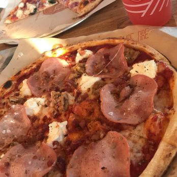 Blaze Pizza - Salad Near Me - Roseville, California