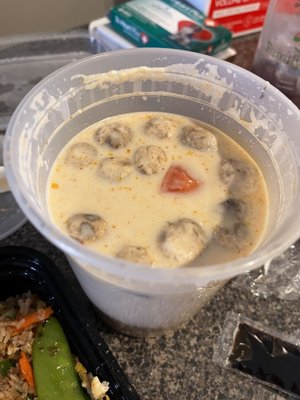 Family Thais Asian Bistro by null