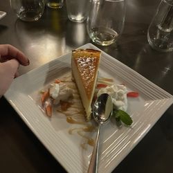 Lake Wildwood Association - Crème brûlée cheesecake