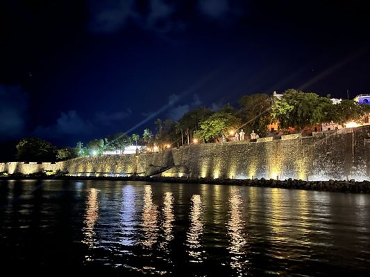 Paseo de la Princesa by null