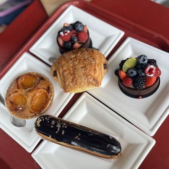 Moulin - Bakeries Near Me - Newport Beach, California